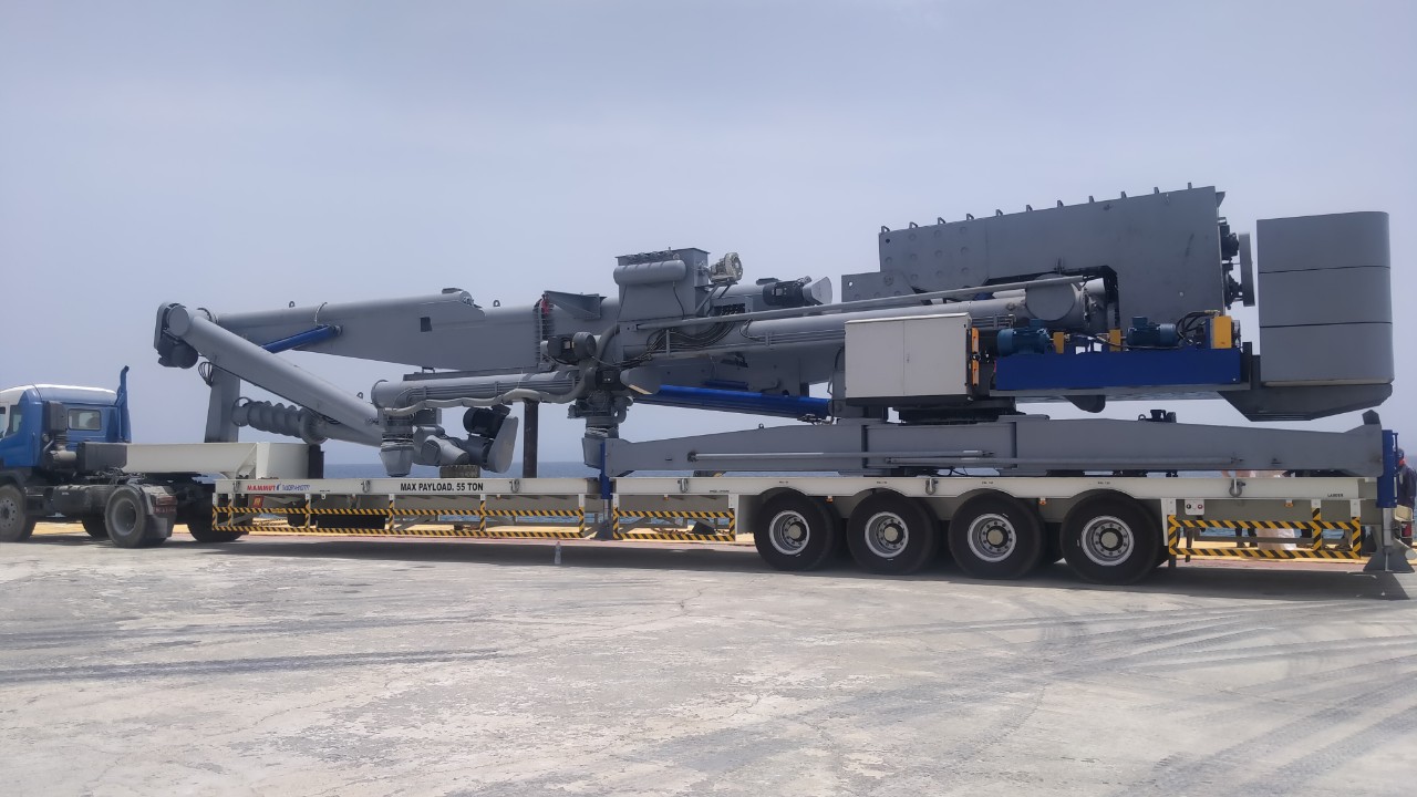 Nam Son ship unloader